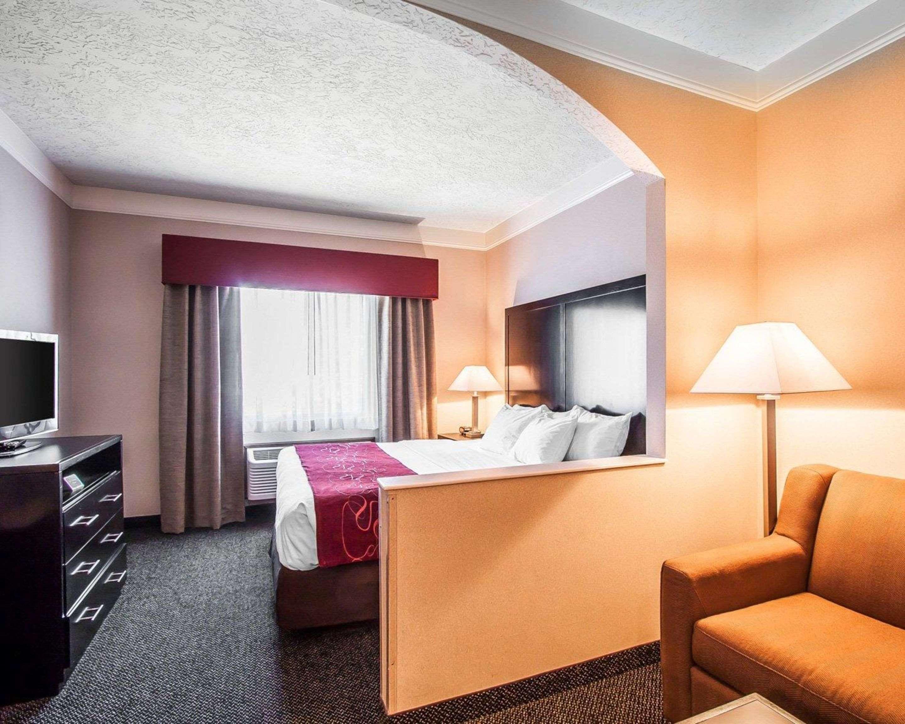 קלקאמאס Comfort Suites מראה חיצוני תמונה