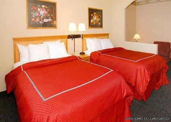 קלקאמאס Comfort Suites מראה חיצוני תמונה
